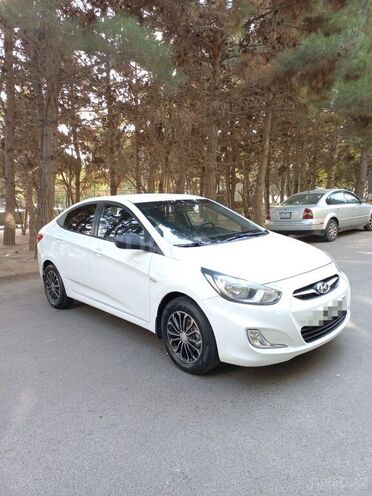 Hyundai Accent 2014, 144,000 km - 1.4 l - Bakı