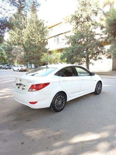 Hyundai Accent 2014, 144,000 km - 1.4 l - Bakı