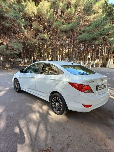 Hyundai Accent 2014, 144,000 km - 1.4 l - Bakı