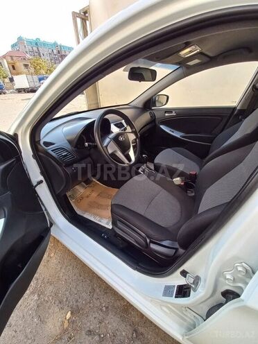 Hyundai Accent 2014, 144,000 km - 1.4 l - Bakı