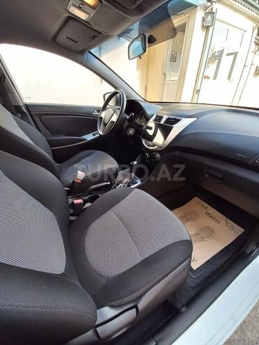 Hyundai Accent 2014, 144,000 km - 1.4 l - Bakı