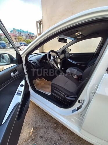 Hyundai Accent 2014, 144,000 km - 1.4 l - Bakı