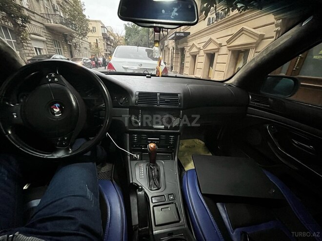 BMW 528 1998, 232,000 km - 2.8 l - Bakı
