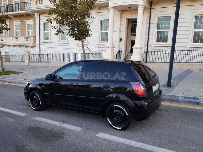 Kia Rio 2007, 165,000 km - 1.4 l - Salyan