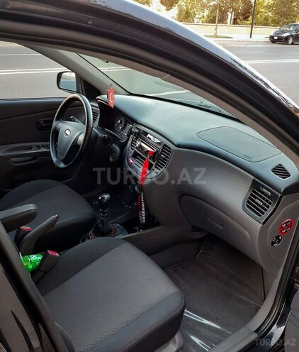 Kia Rio 2007, 165,000 km - 1.4 l - Salyan