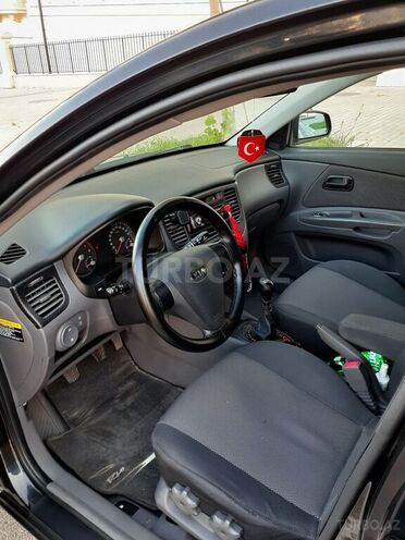 Kia Rio 2007, 165,000 km - 1.4 l - Salyan