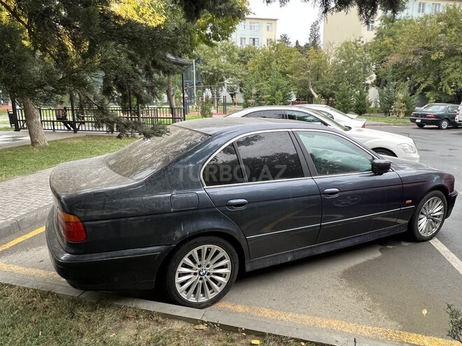 BMW 525 2002, 253,000 km - 2.5 l - Bakı