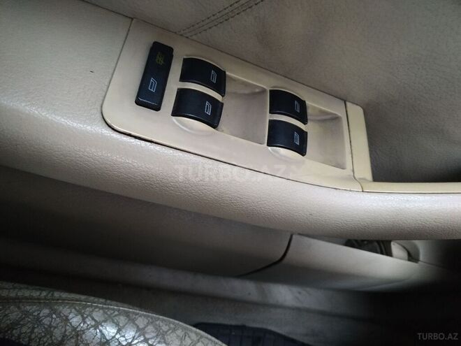 Audi A6 2002, 329,350 km - 2.4 л - Xırdalan