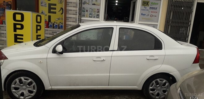 Chevrolet Aveo 2010, 250,000 km - 1.4 л - Bakı