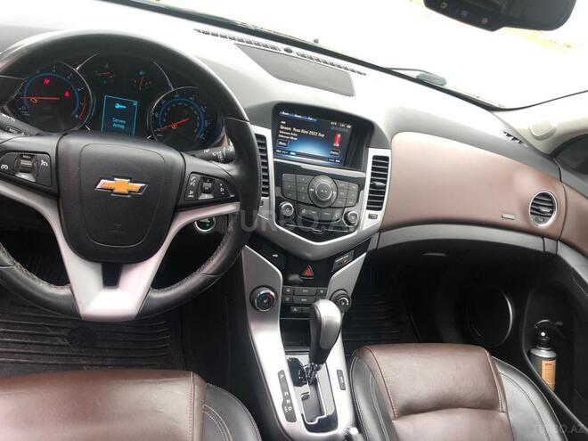 Chevrolet Cruze 2015, 120,077 km - 1.4 l - Qazax