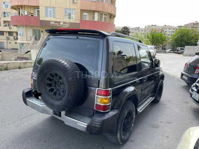 Mitsubishi Pajero 1992, 321,556 km - 2.5 l - Bakı