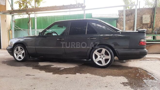 Mercedes E 200 1991, 531,909 km - 2.0 l - Bakı