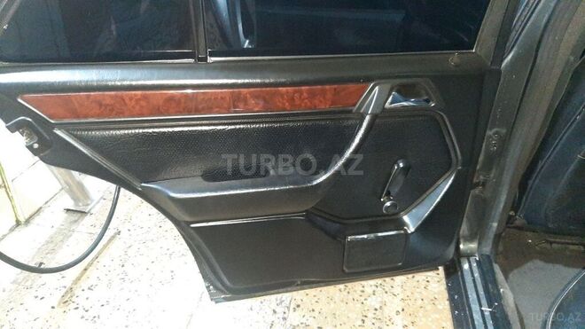 Mercedes E 200 1991, 531,909 km - 2.0 l - Bakı