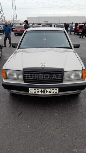 Mercedes 190 1990, 360,000 km - 2.0 l - Salyan