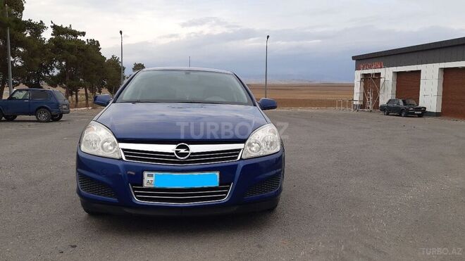 Opel Astra 2008, 268,000 km - 1.4 л - Mingəçevir