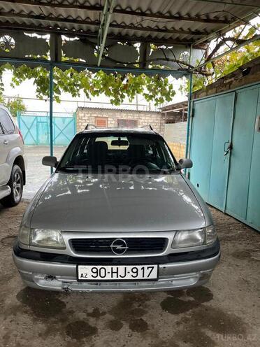 Opel Astra 1997, 325,000 km - 1.6 l - Şirvan