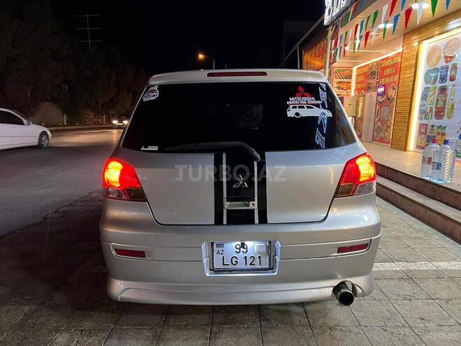 Mitsubishi Airtrek 2001, 299,000 km - 2.0 л - Bakı