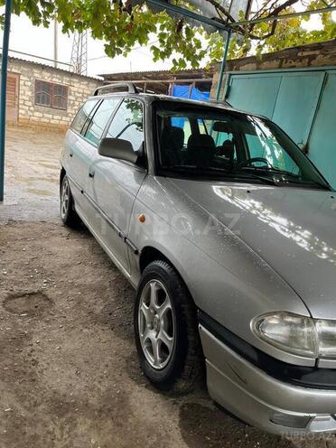 Opel Astra 1997, 325,000 km - 1.6 l - Şirvan