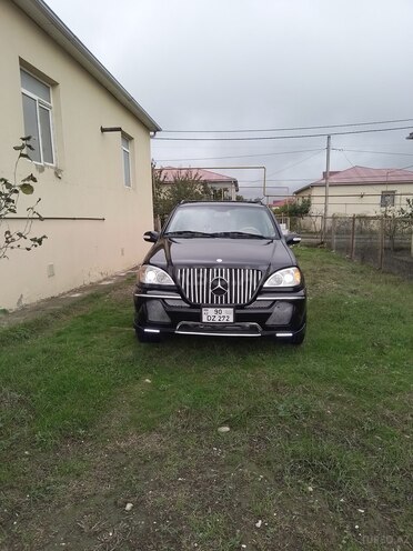 Mercedes ML 320 2002, 230,000 km - 3.2 l - Quba