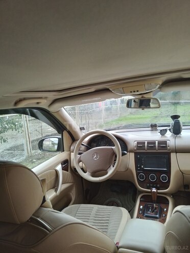 Mercedes ML 320 2002, 230,000 km - 3.2 l - Quba
