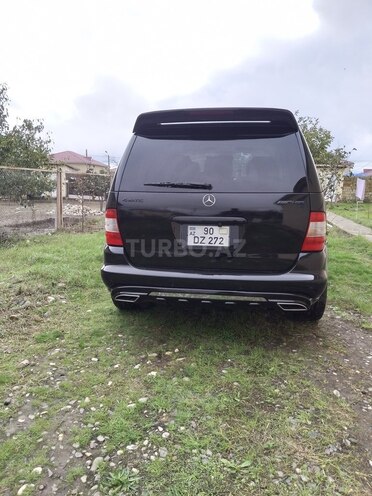 Mercedes ML 320 2002, 230,000 km - 3.2 l - Quba