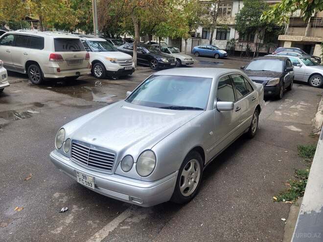 Mercedes E 200 1998, 350,000 km - 2.0 l - Bakı