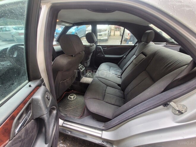Mercedes E 200 1998, 350,000 km - 2.0 l - Bakı