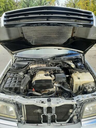 Mercedes C 200 1997, 324,805 km - 2.0 л - Siyəzən