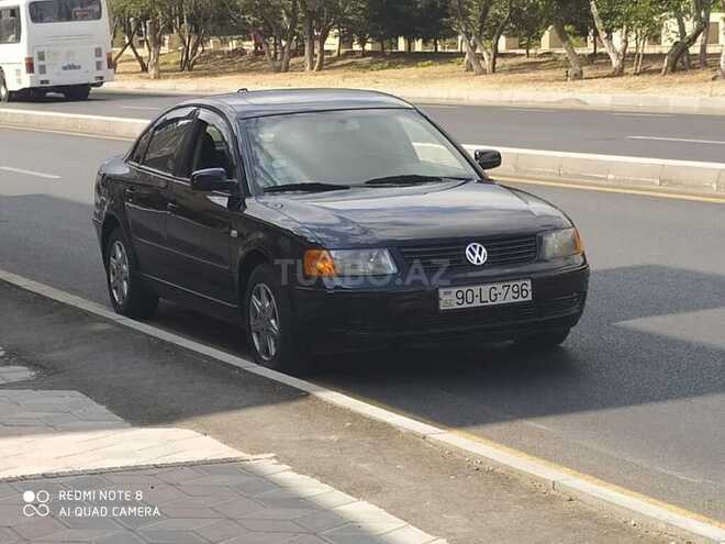 Volkswagen Passat 1999, 299,000 km - 1.8 л - Bakı