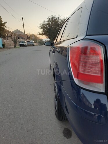 Opel Astra 2005, 209,000 km - 1.4 l - Qazax