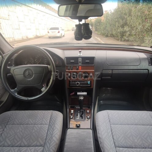 Mercedes C 220 1995, 312,421 km - 2.2 l - Bakı