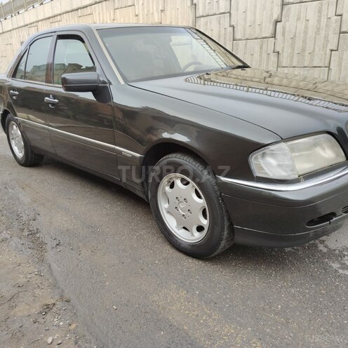 Mercedes C 220 1995, 312,421 km - 2.2 l - Bakı