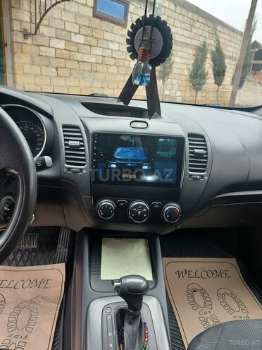 Kia Cerato 2014, 188,000 km - 1.6 l - Ucar