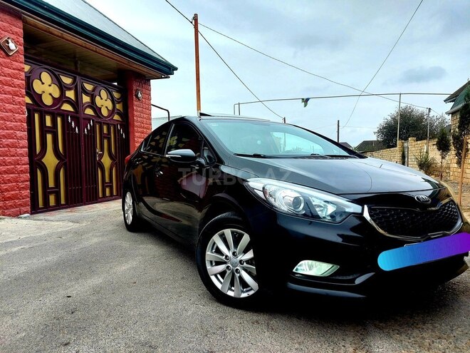 Kia Cerato 2014, 188,000 km - 1.6 l - Ucar