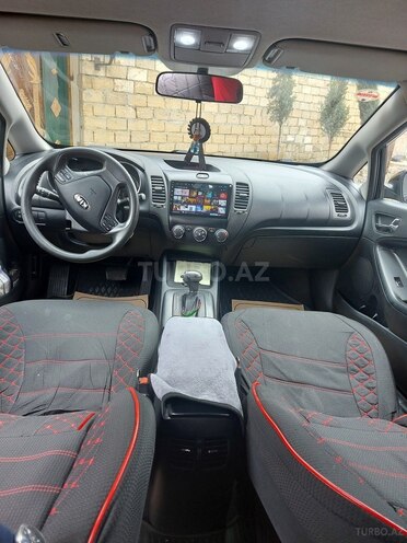 Kia Cerato 2014, 188,000 km - 1.6 l - Ucar