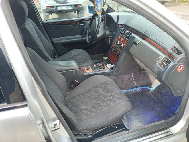 Mercedes E 230 1996, 987,566 km - 2.3 л - Ağstafa