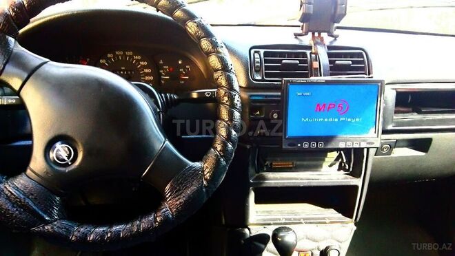 Opel Vectra 1991, 313,000 km - 2.0 l - Bakı