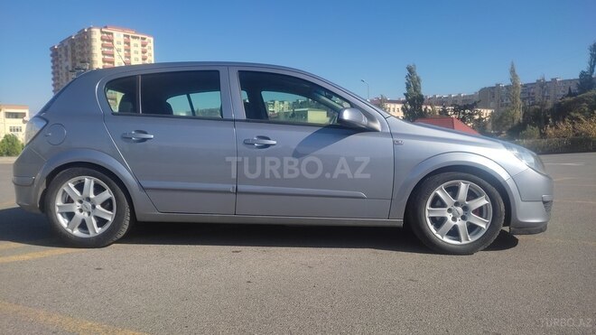 Opel Astra 2004, 184,000 km - 1.4 l - Bakı