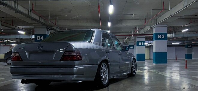Mercedes E 300 1992, 280,000 km - 3.0 l - Bakı