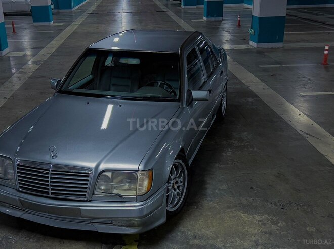 Mercedes E 300 1992, 280,000 km - 3.0 l - Bakı