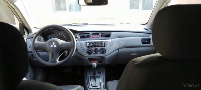 Mitsubishi Lancer 2006, 400,000 km - 1.3 л - Bakı