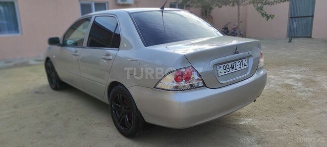 Mitsubishi Lancer 2006, 400,000 km - 1.3 л - Bakı