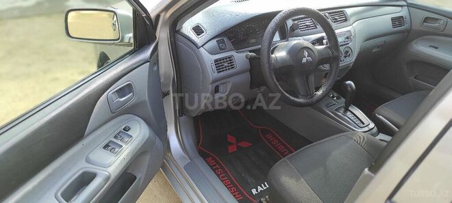 Mitsubishi Lancer 2006, 400,000 km - 1.3 л - Bakı