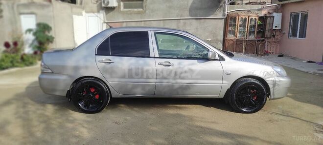 Mitsubishi Lancer 2006, 400,000 km - 1.3 л - Bakı