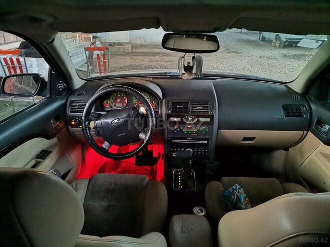 Ford Mondeo 2005, 250,000 km - 2.0 l - Bakı