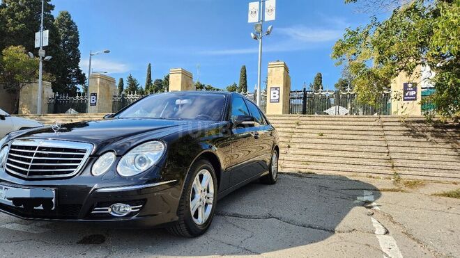 Mercedes E 220 2007, 198,600 km - 2.2 l - Bakı