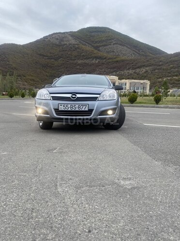 Opel Astra 2007, 146,500 km - 1.4 l - Şəki