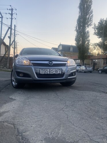 Opel Astra 2007, 146,500 km - 1.4 l - Şəki