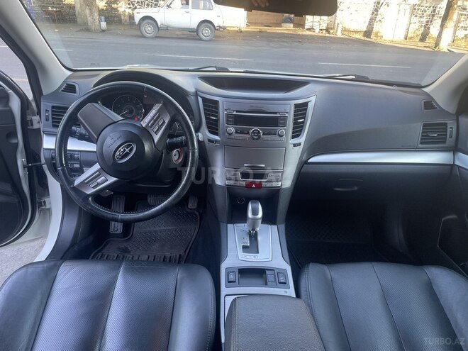 Subaru Legacy 2011, 160,428 km - 2.5 l - Zaqatala