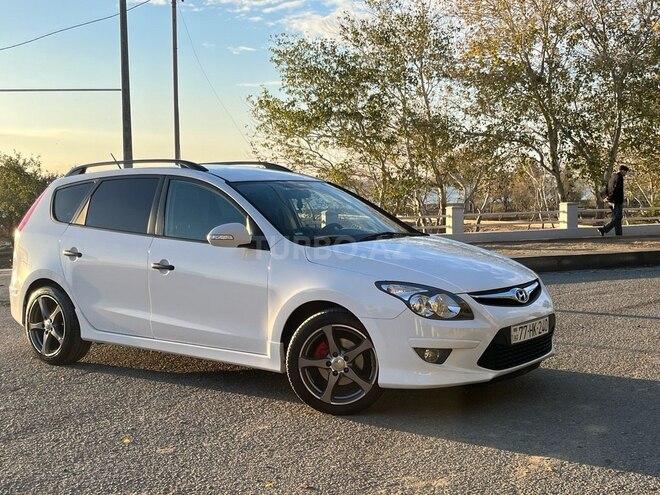 Toyota Corolla 2011, 154,000 km - 1.4 л - Bakı